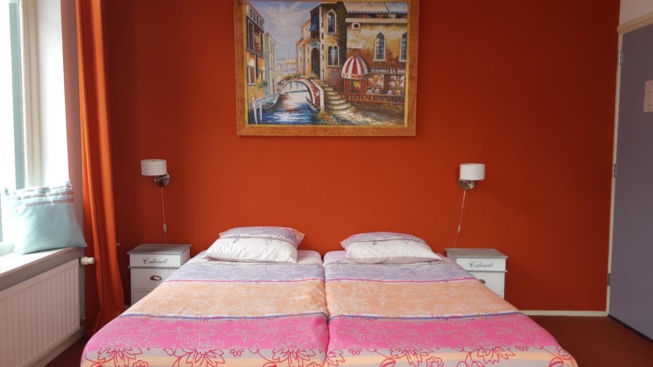 Hotel Ambiente 弗利辛恩 外观 照片