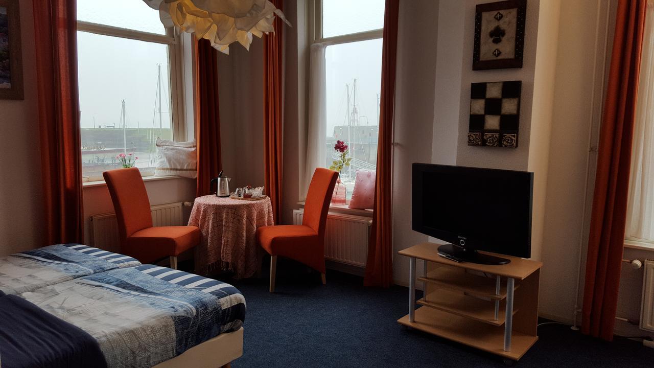Hotel Ambiente 弗利辛恩 外观 照片
